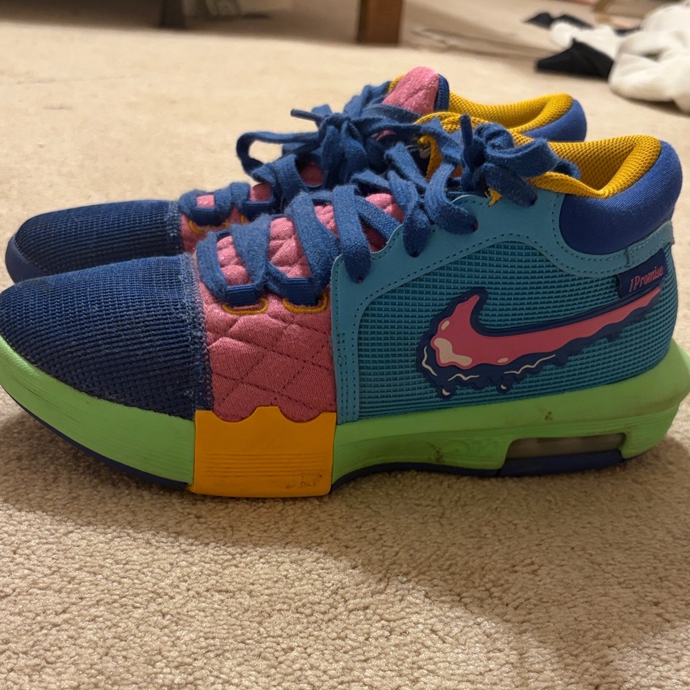 Nike Multicolor Athletic Shoes for Women